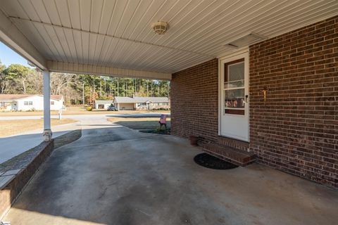 A home in Easley