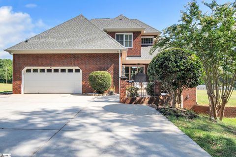 A home in Easley