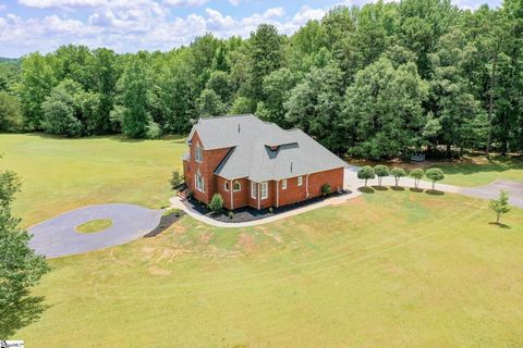 A home in Easley