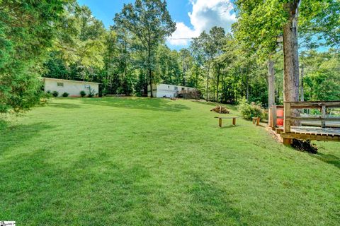 A home in Laurens