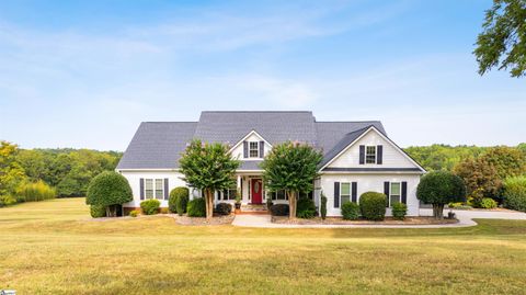 A home in Easley