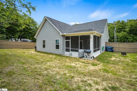 Single Family Residence in Belton SC 135 Stevenson Drive 24.jpg