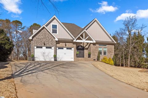 A home in Chesnee