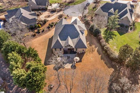 A home in Chesnee