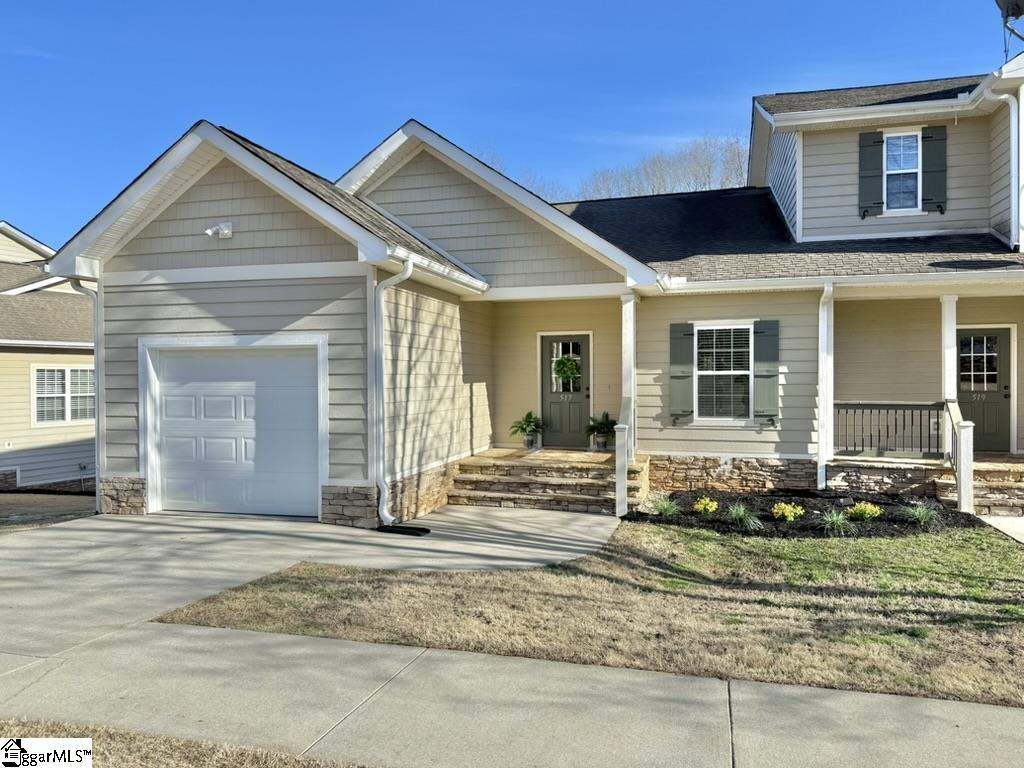 Seneca, South Carolina 29678, United States, 3 Bedrooms Bedrooms, ,3 BathroomsBathrooms,Residential,Contingent,17688