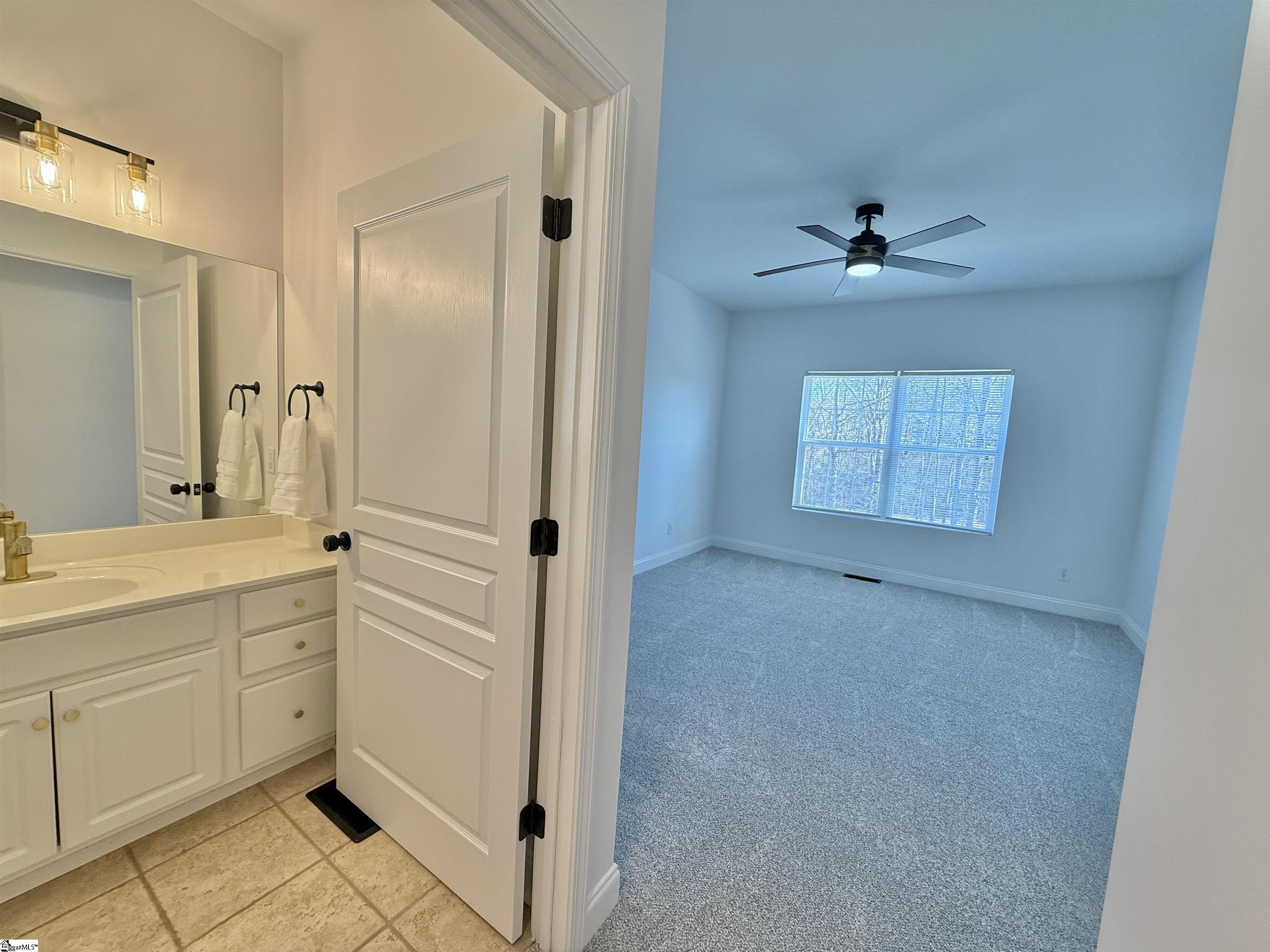 Seneca, South Carolina 29678, United States, 3 Bedrooms Bedrooms, ,3 BathroomsBathrooms,Residential,Contingent,17688