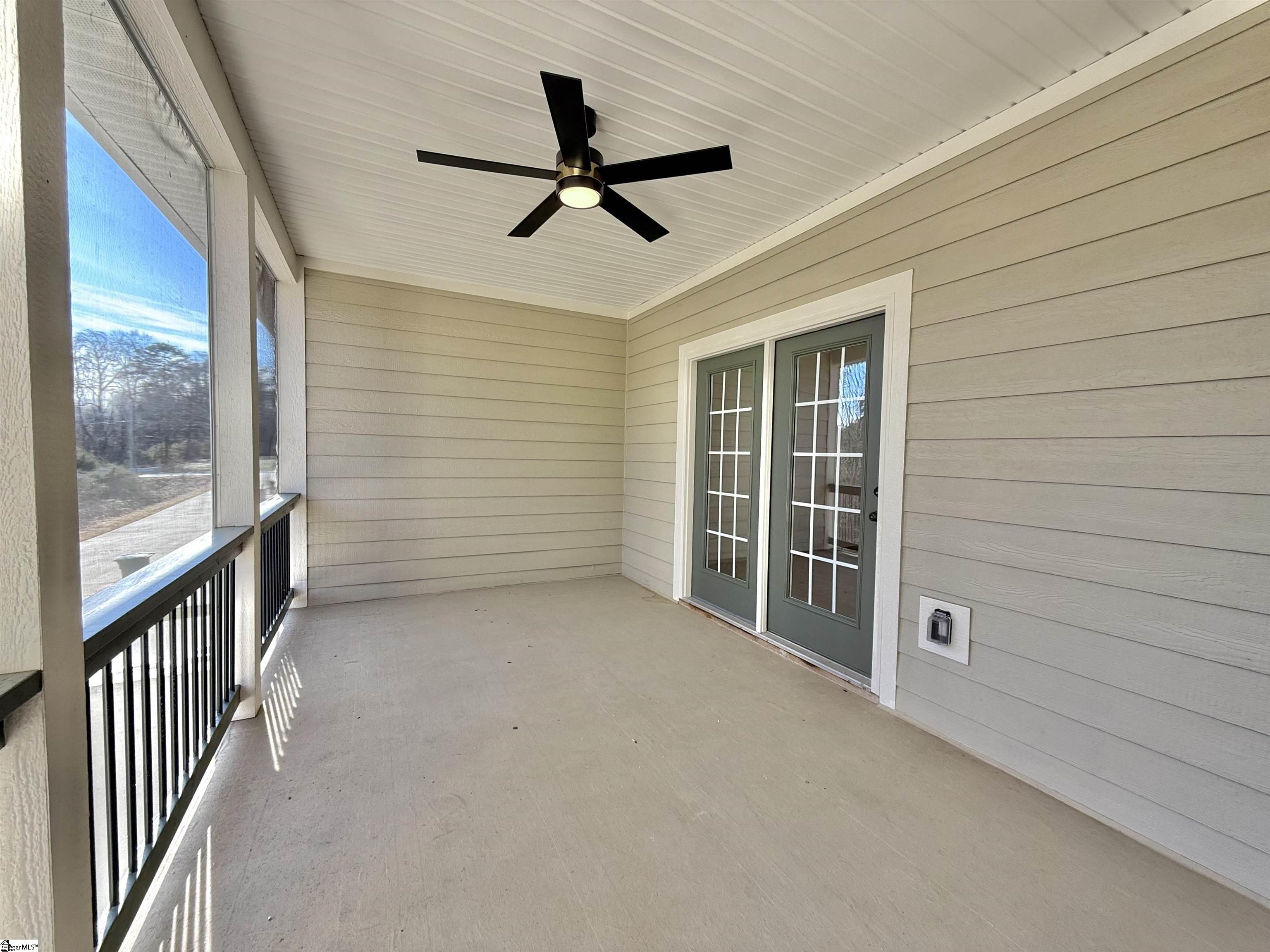 Seneca, South Carolina 29678, United States, 3 Bedrooms Bedrooms, ,3 BathroomsBathrooms,Residential,Contingent,17688