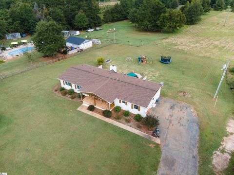 A home in Chesnee