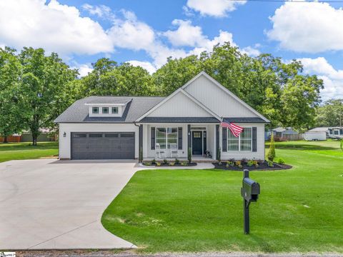 Single Family Residence in Lyman SC 8 Zimmie Street.jpg