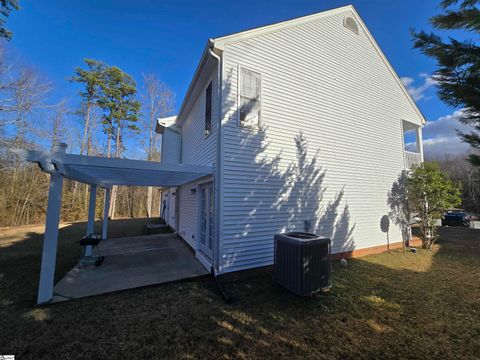 A home in Easley