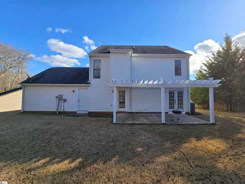 A home in Easley