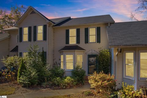 A home in Taylors