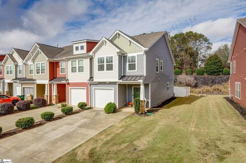 A home in Duncan