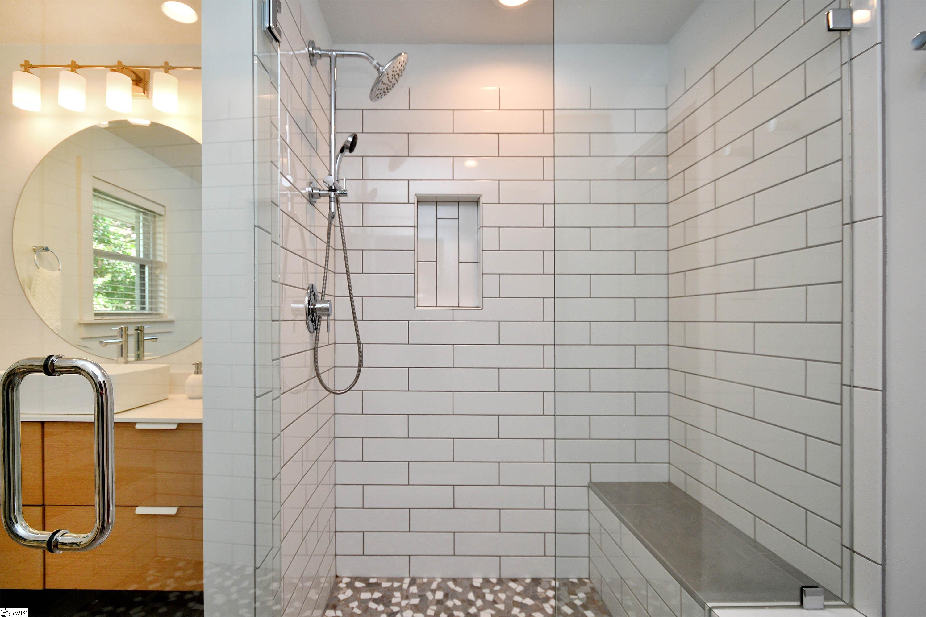 Taylors, South Carolina 29687, United States, 3 Bedrooms Bedrooms, ,2 BathroomsBathrooms,Residential,Contingent,22726