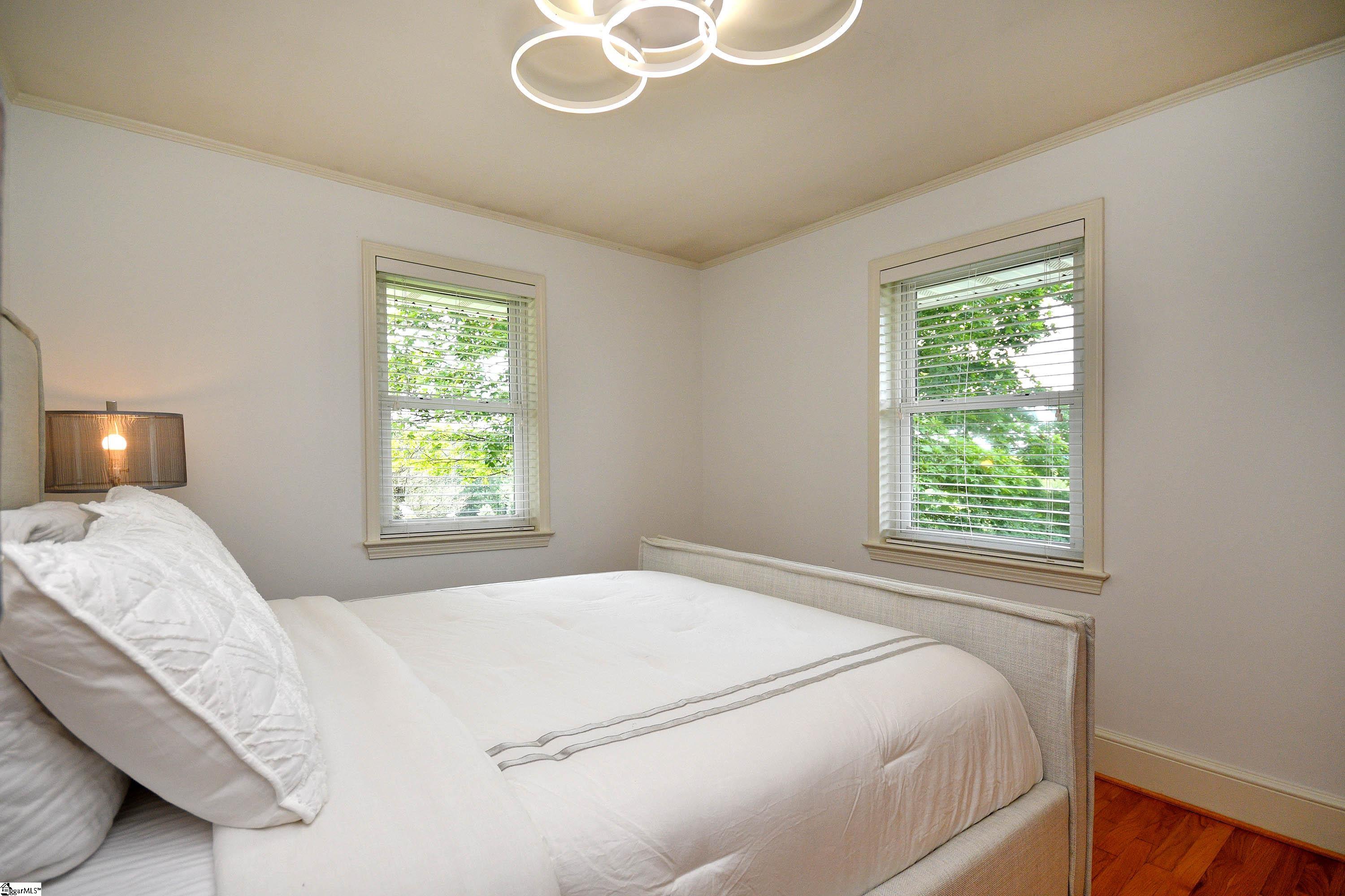 Taylors, South Carolina 29687, United States, 3 Bedrooms Bedrooms, ,2 BathroomsBathrooms,Residential,Contingent,22726