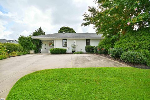 A home in Taylors