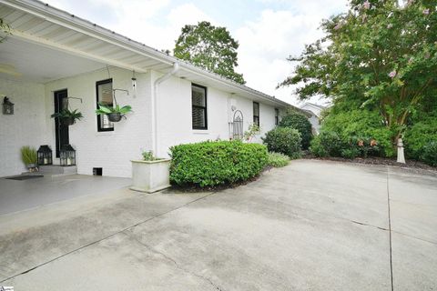 A home in Taylors