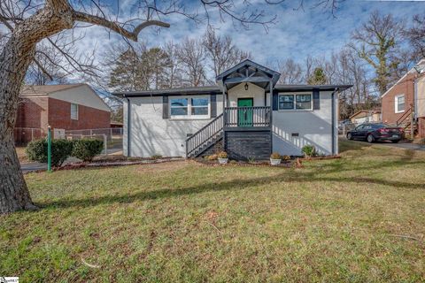 Single Family Residence in Greenville SC 111 coleman Court.jpg