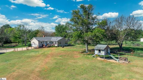 A home in Easley