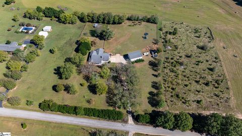 A home in Easley