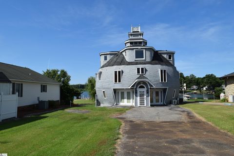 A home in Inman