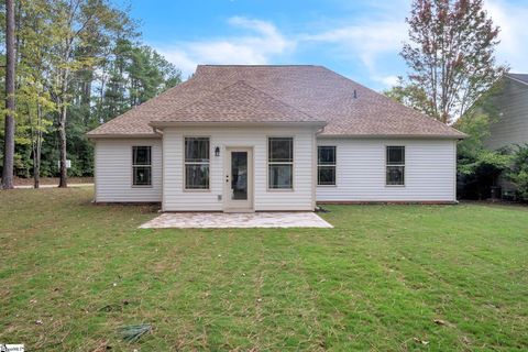 A home in Easley