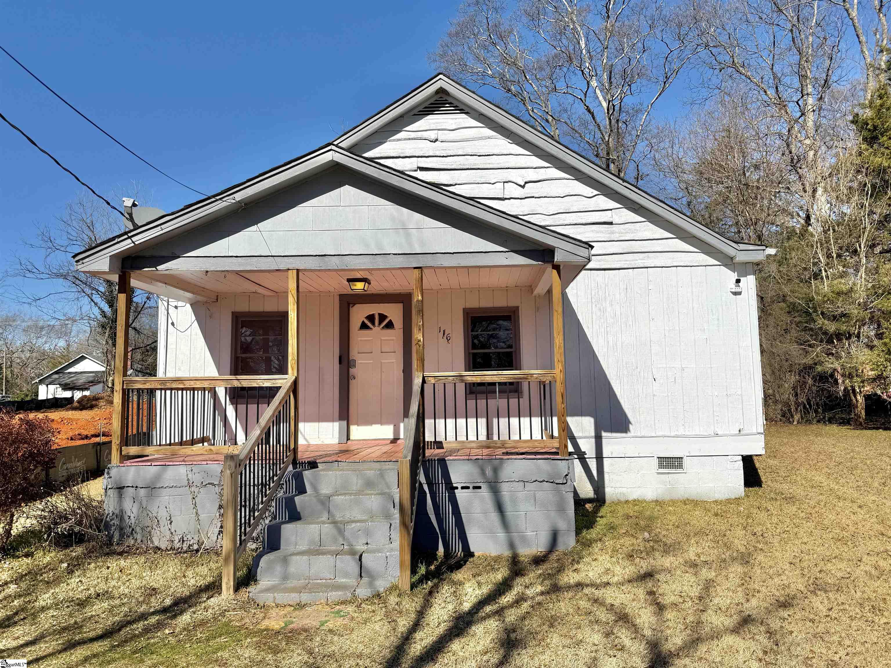 Greer, South Carolina 29650, United States, 2 Bedrooms Bedrooms, ,1 BathroomBathrooms,Residential,Pending,18654