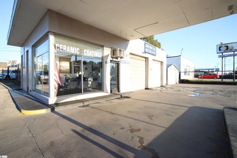 212 N Main Street Mauldin SC 29662