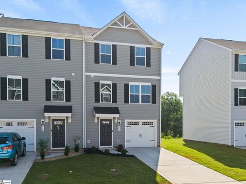 A home in Easley