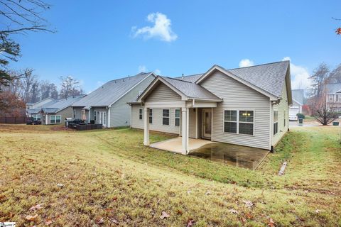 A home in Duncan