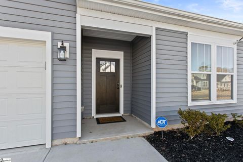 A home in Easley