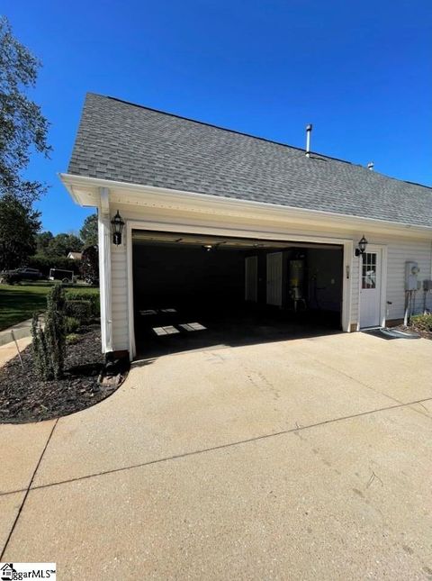 A home in Greer