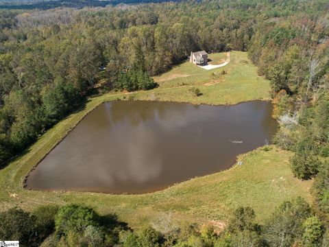 A home in Laurens