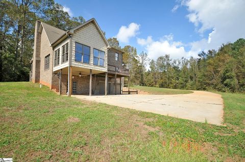 A home in Laurens