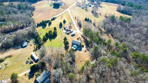 A home in Ware Shoals