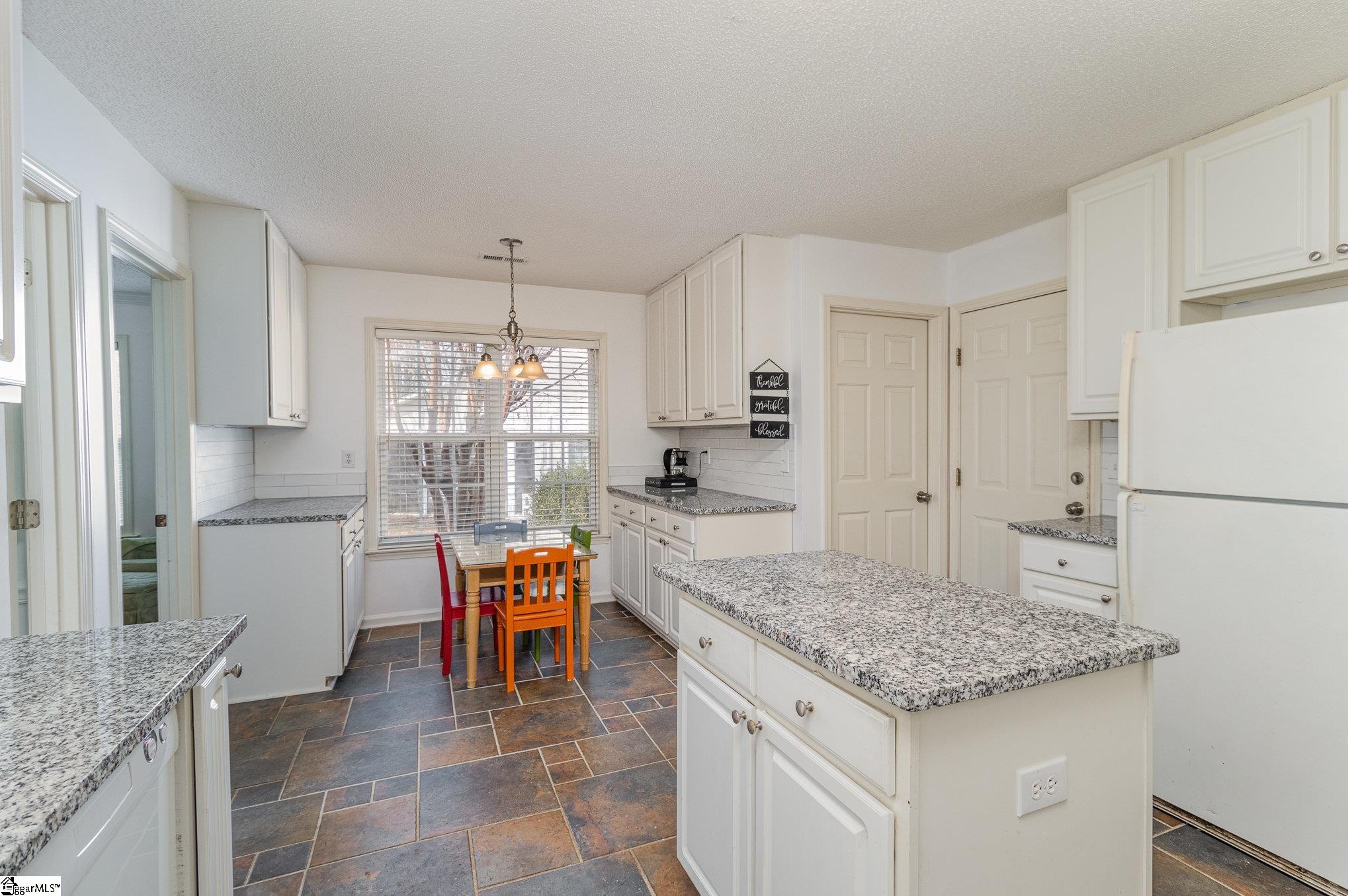 Greenville, South Carolina 29615, United States, 4 Bedrooms Bedrooms, ,2 BathroomsBathrooms,Residential,Active,6903