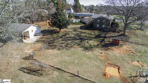 A home in Easley