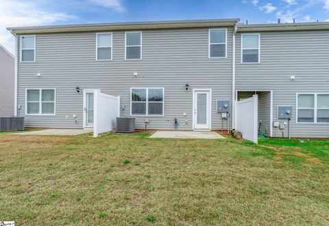 A home in Easley