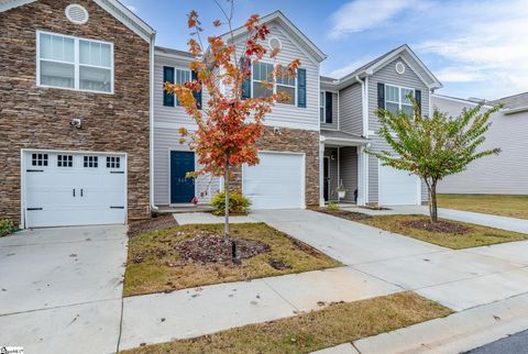 A home in Easley