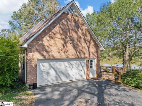 A home in Chesnee