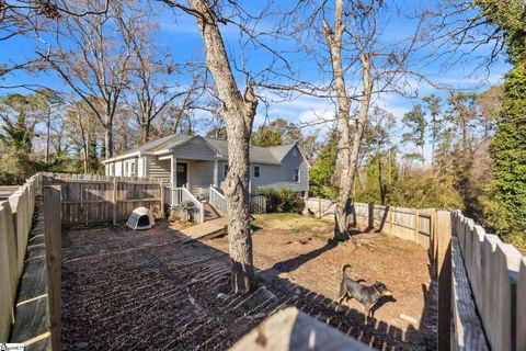 A home in Laurens