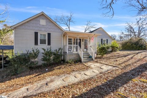 A home in Laurens