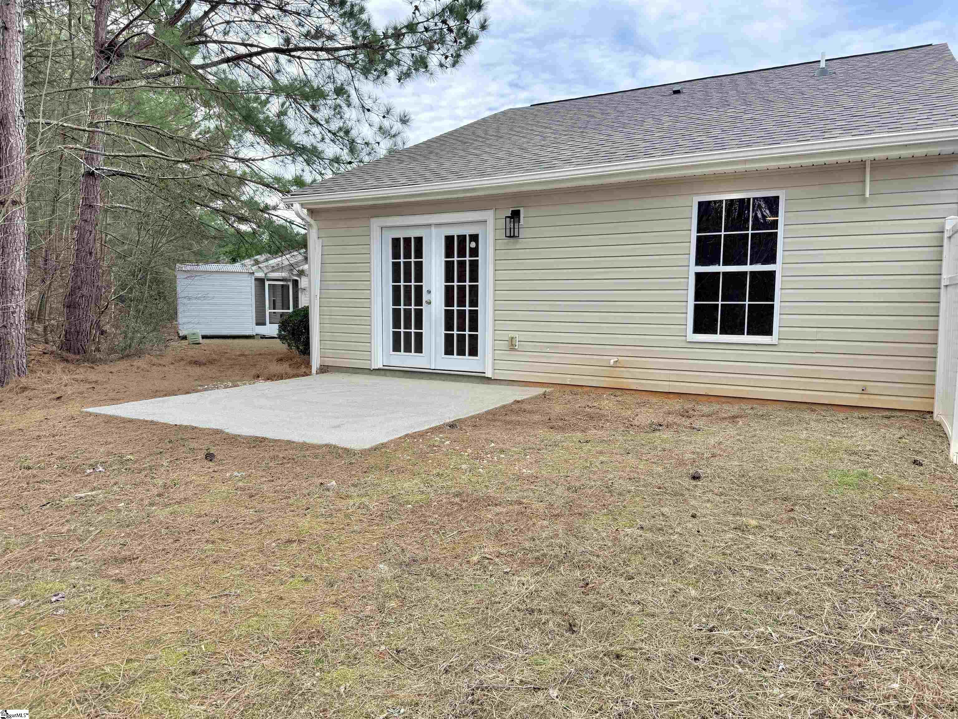 Seneca, South Carolina 29678, United States, 2 Bedrooms Bedrooms, ,2 BathroomsBathrooms,Residential,Contingent,11644