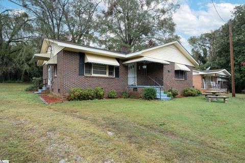 A home in Laurens