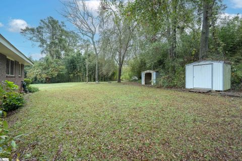 A home in Laurens