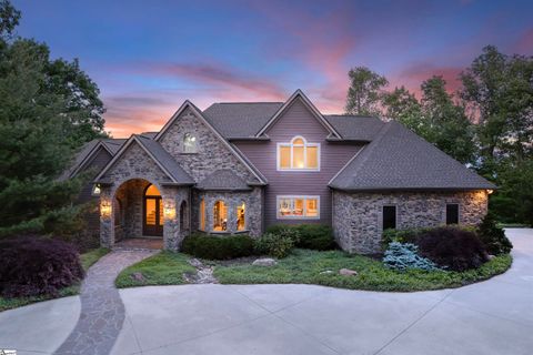 Single Family Residence in Landrum SC 39 The Cliffs Parkway.jpg