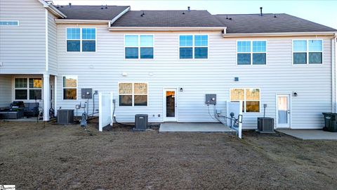 A home in Easley