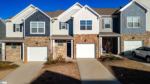 A home in Easley