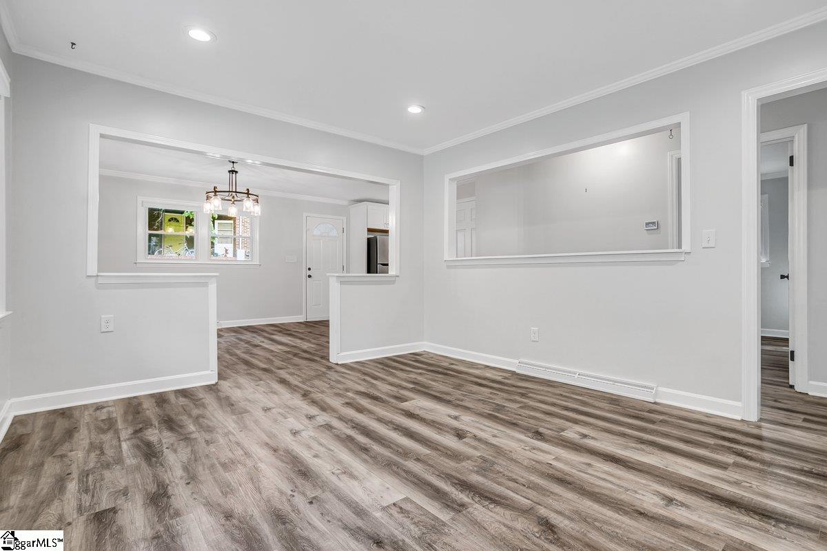 Greenville, South Carolina 29605, United States, 3 Bedrooms Bedrooms, ,1 BathroomBathrooms,Residential,Contingent,51052