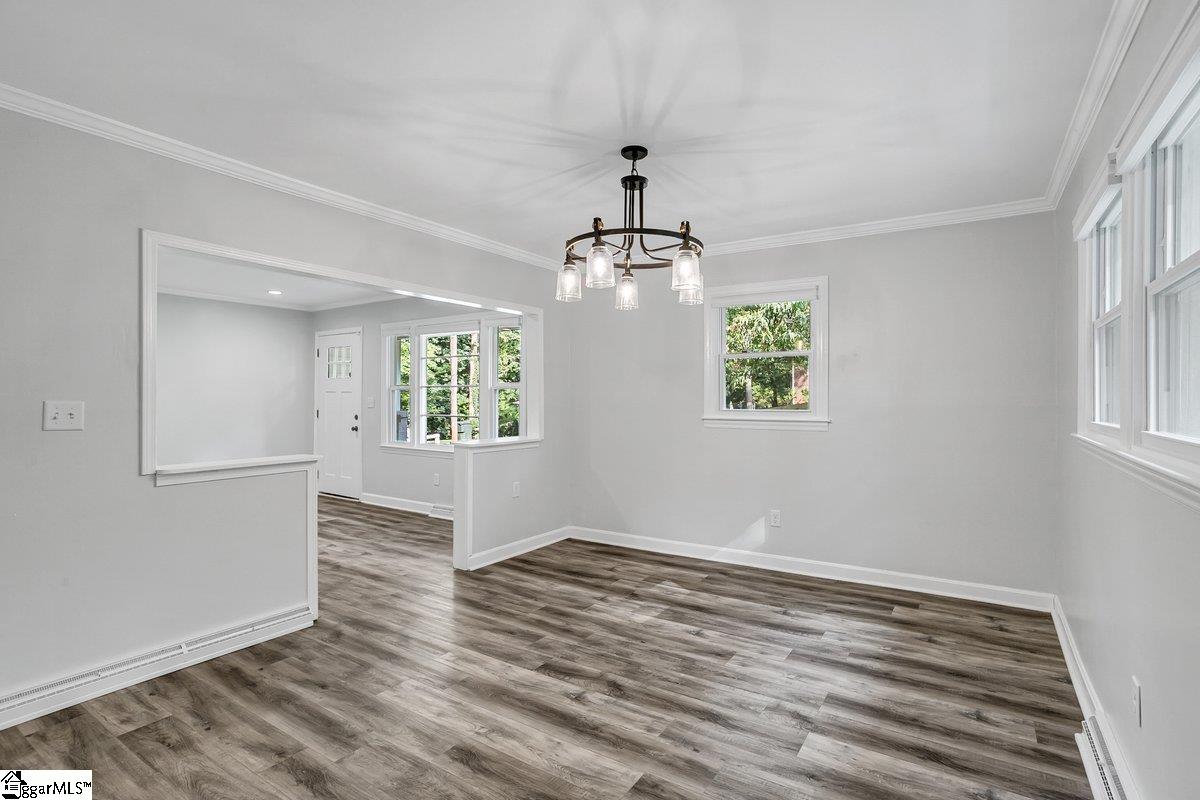 Greenville, South Carolina 29605, United States, 3 Bedrooms Bedrooms, ,1 BathroomBathrooms,Residential,Contingent,51052